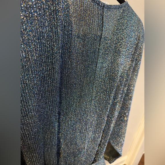 H&M Belted, Faux Wrap metallic stretchy dress NWT - Picture 5 of 5